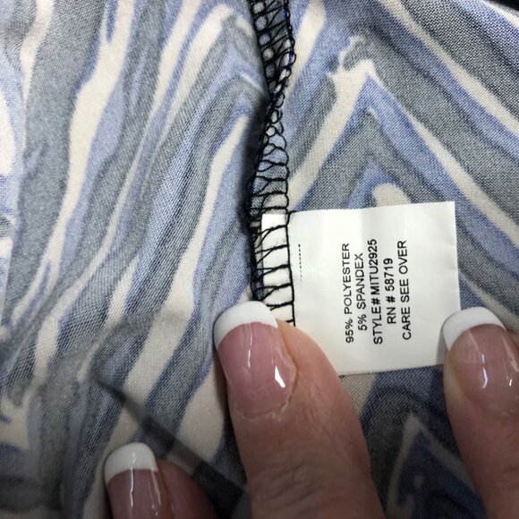 Notations Top Womens Size Medium Blue White Zebra Print Stretchy V-Neck Blouse - Picture 6 of 8